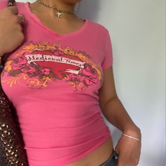 Pink Y2K Mideval Times Graphic Tee - Short Sleeve Top - Picture 3 of 3